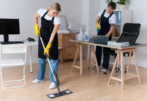 Nettoyage de bureau professionnel à Saint-Hilaire-les-Courbes